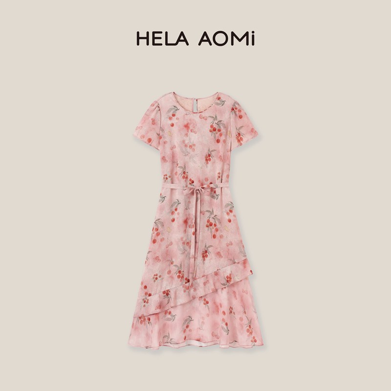 Qiu Yingying's "Four-Strand Twill - Little Cherry (Intangible Cultural Heritage - Zhang Linggen)" Tie-Waist Printed Dress Qiu Yingying's "Four-Strand Twill - Little Cherry (Intangible Cultural Heritage - Zhang Linggen)" Tie-Waist Printed Dress