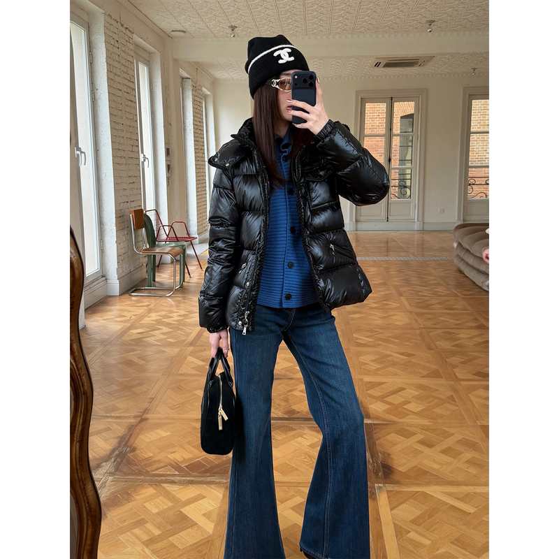 Qiu Yingying 【In Stock】 "Mengjia Limited Edition Slim Waistline 90% Goose down Hooded Zipper Design down Jacket Qiu Yingying 【In Stock】 "Mengjia Limited Edition Slim Waistline 90% Goose down Hooded Zipper Design down Jacket