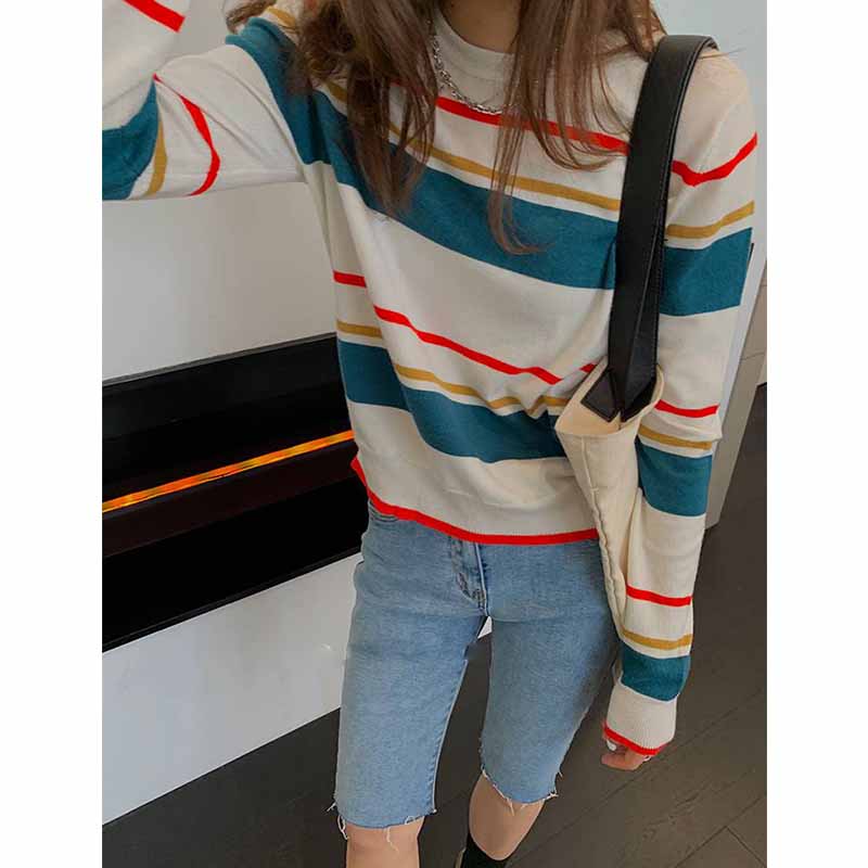 2021 New colorful striped horizontal thread treehead slapped bottom-knitted sweatshirt woman thin face mask T-shirt with elegant wind blouse