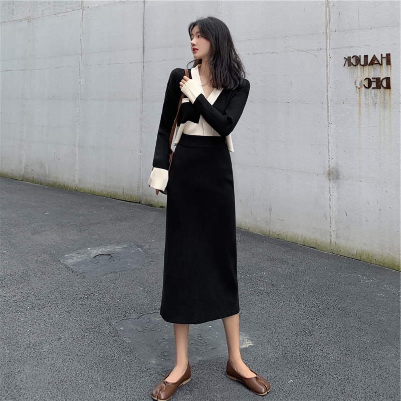 2022 - Young Sister's temperament decreased slim trendy blower professional sweater two sets of dress for winter
