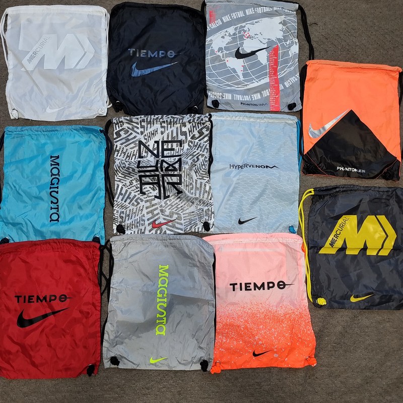 Zheyu Genuine Nike Legend Assassin Dark Assassin Various Football Equipment Bags Multiple Colors Zheyu Genuine Nike Legend Assassin Dark Assassin Various Football Equipment Bags Multiple Colors
