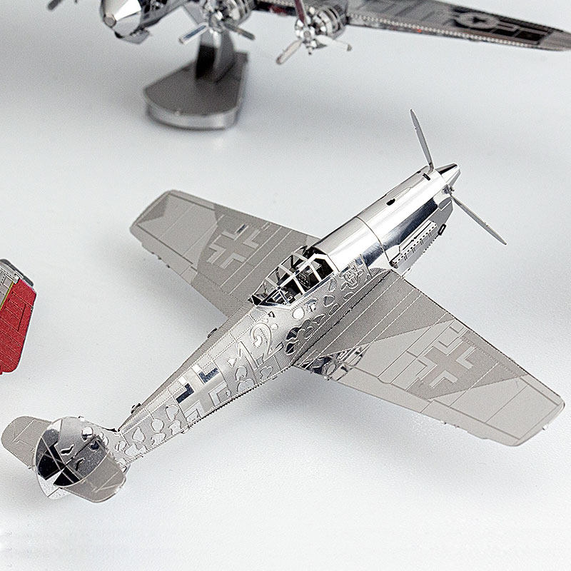 Metal DIY assembly model 3D glue-free stereo jigsaw jigsaw Mercesmite fighter BF-109