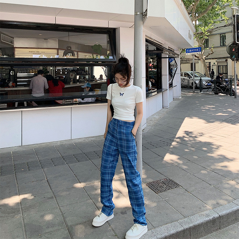 The new summer thin models in 2022 are slim and high waist pants