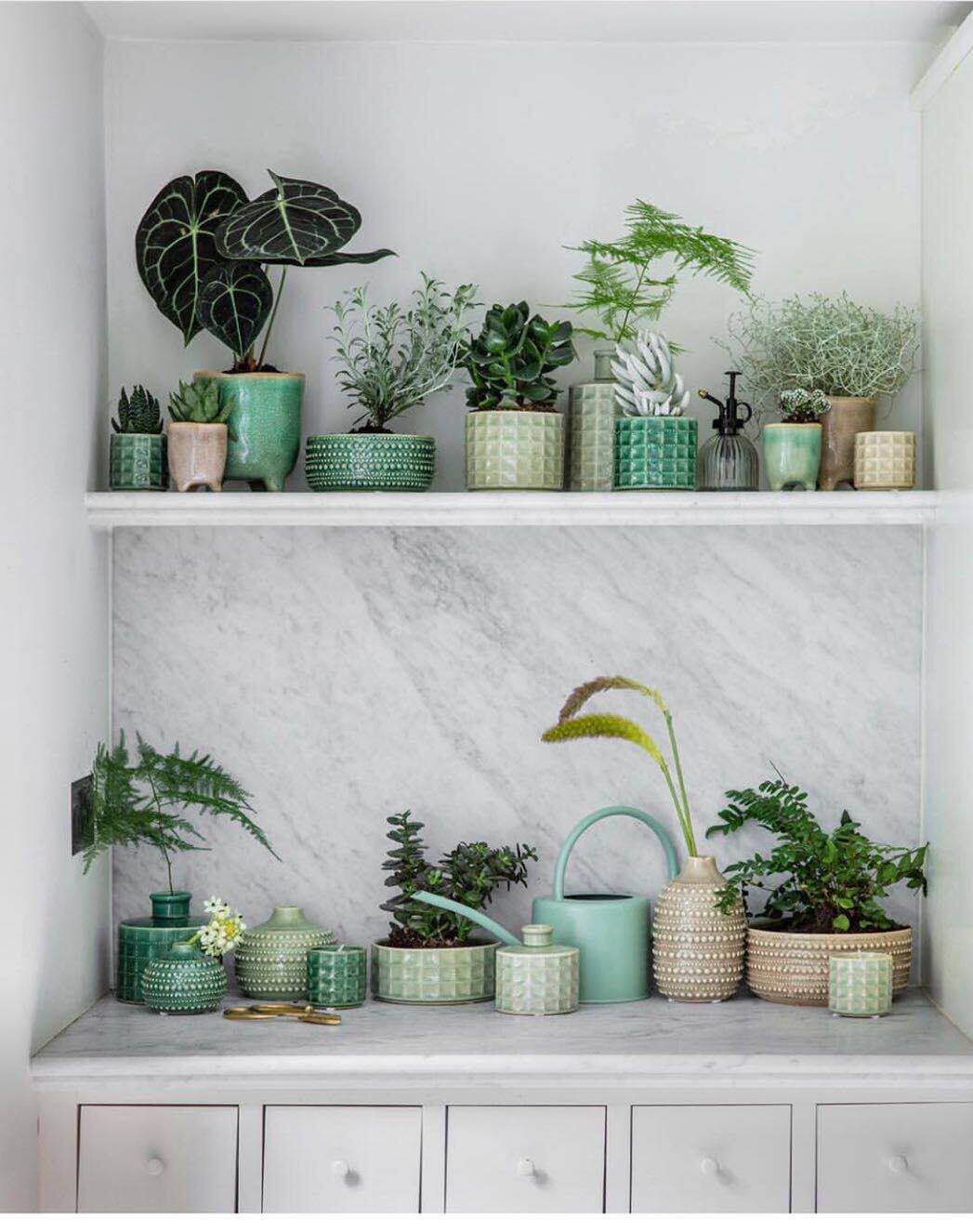 Outlet Nordic Tail Single Handmade Flower Pots Lone Relief Ice Cracked Ceramic Designer Green Implanter