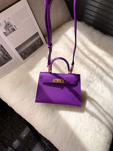 Маленькая сиреневая сумка через плечо, из натуральной кожи