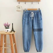 Cộng thêm phân bón XL dành cho nữ 2018 chất béo mm mùa thu mới Quần jeans phiên bản Hàn Quốc của quần denim thêu rộng