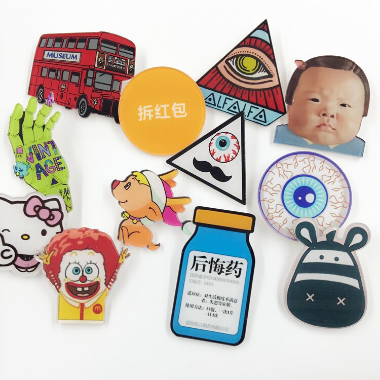 Broche femme en plexiglas - Ref 1176493 Image 4