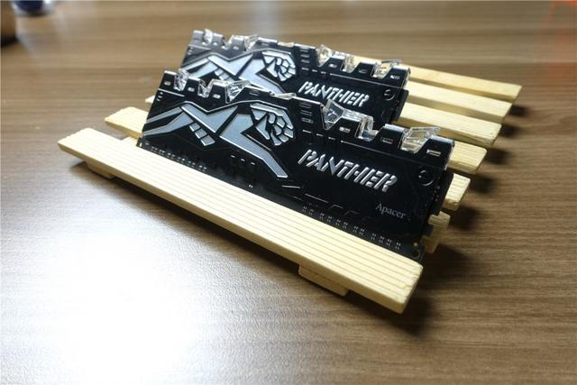 CPU+显卡双水冷，打造光污染主机
