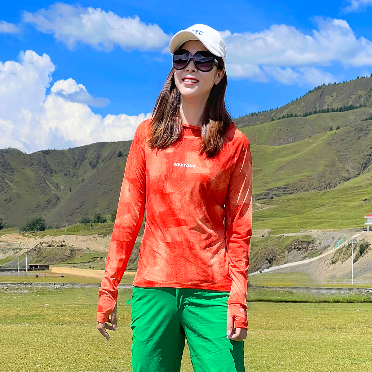 Xueqiu Island outdoor autumn new product running quick-drying sports top hiking mountaineering sunscreen fitness hooded long-sleeved T-shirt