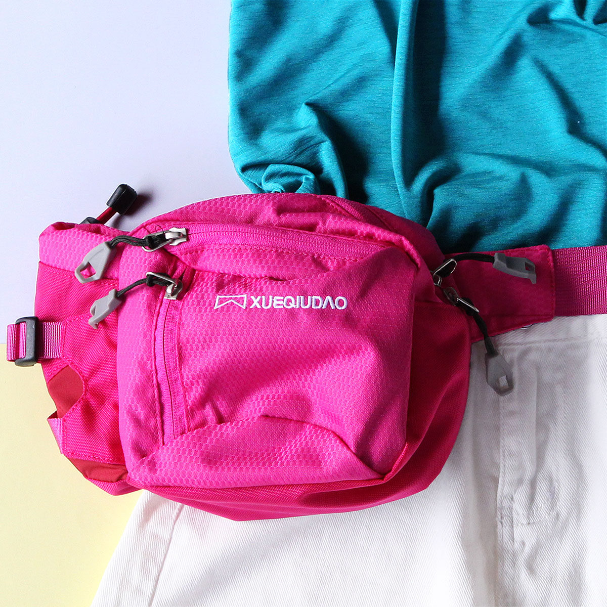 Outdoor snowy cloud island multi-purpose waist bag running