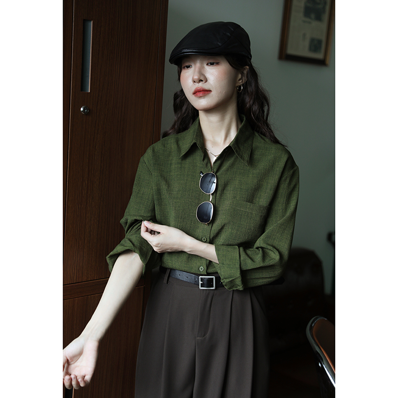 Green Design, Loose-Fitting, Retro Hong Kong Style, Solid Color Long-Sleeved Shirt for Women, Slimming, New Autumn Shirt Top