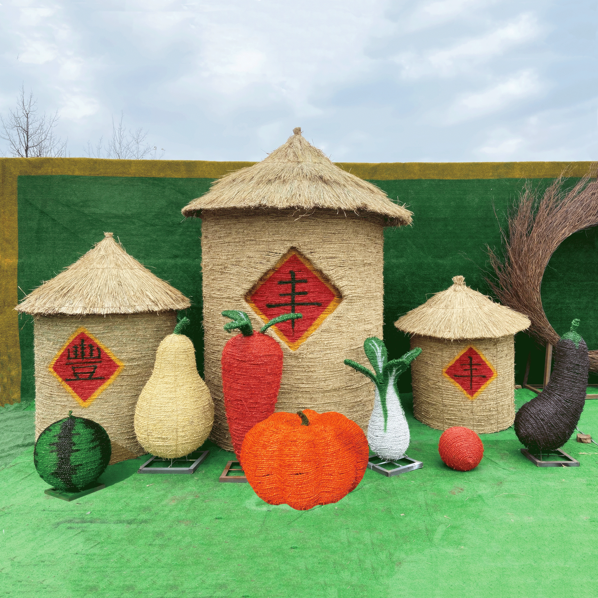 Straw house cattle crafts barn grass weaving cartoon character farming custom thatched cottage ornament scenic sketch