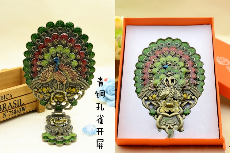 Tây Tạng Nepal handmade con công bằng đồng Gương trang điểm Gương Gương món quà nhỏ tinh xảo - Gương gương treo toàn thân