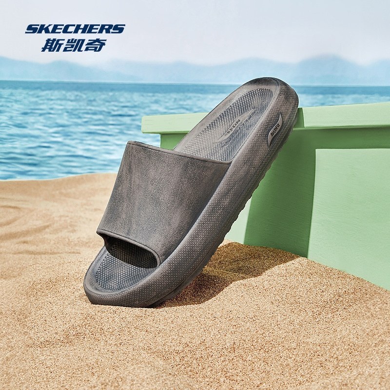 Skechers Retro Casual Bubble Slippers for Men Summer New Style Comfortable and Breathable Slip-Ons 243333 Skechers Retro Casual Bubble Slippers for Men Summer New Style Comfortable and Breathable Slip-Ons 243333