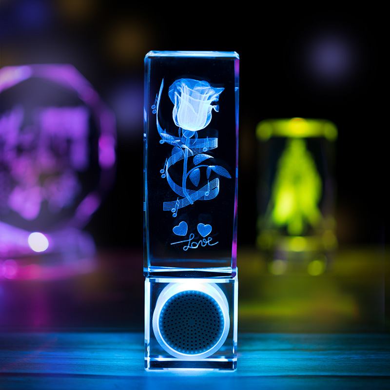 Valentine's Day Gifts Girls Creative Boyfriend New Wedding Birthday Gift Bluetooth Glowing Crystal Ball Music Box Eight-soundbox