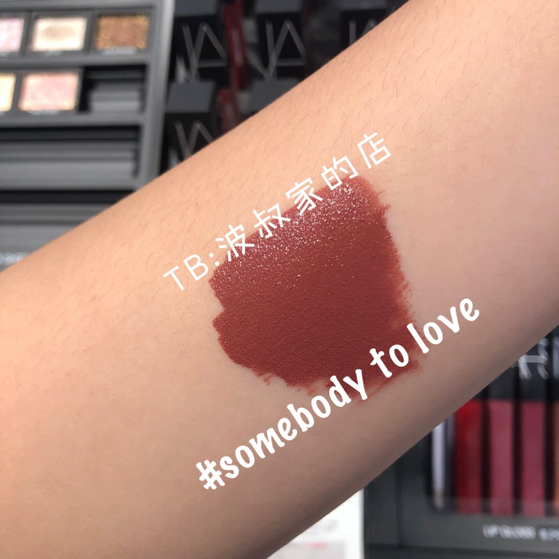 Spot ▲ NARS matte lip glaze môi nhuộm chất lỏng không dễ phai son bóng SOMEBADY TO LOVE nâu - Son bóng / Liquid Rouge