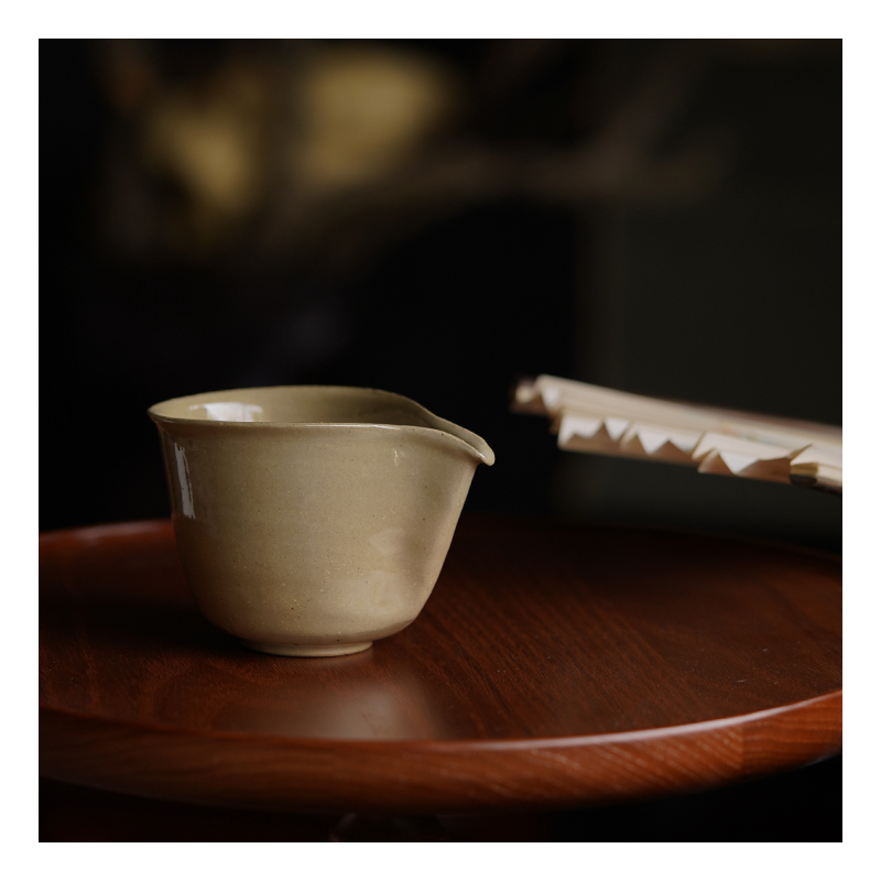 May the Ruyi Jingdezhen Day style artisanal pottery fair cup handmade water nozzle Tao yellow glazed ceramic homogeneous cup of tea-Taobao