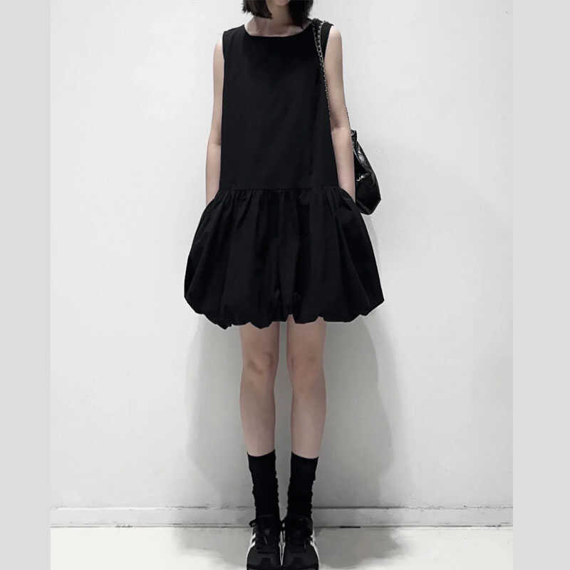 Summer New Style Women's Niche Design Elegant Slim Sleeveless Vest Dress Petite Black Puffy Short Skirt Summer New Style Women's Niche Design Elegant Slim Sleeveless Vest Dress Petite Black Puffy Short Skirt