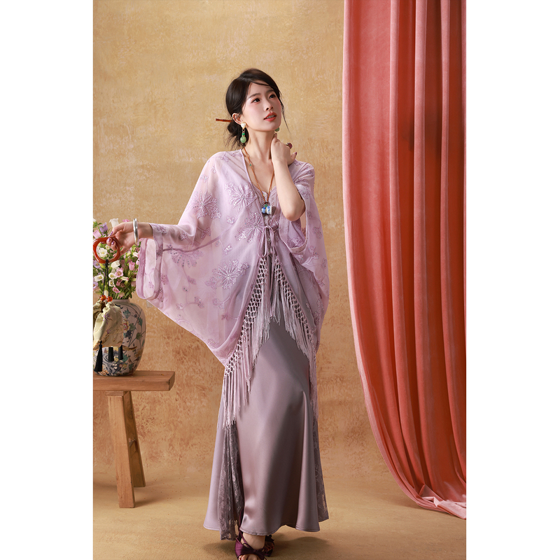 Dangdang Somes "Huanxisha" Dyed Rope Embroidery Batwing Sleeve Tassel Shawl Coat Dangdang Somes "Huanxisha" Dyed Rope Embroidery Batwing Sleeve Tassel Shawl Coat