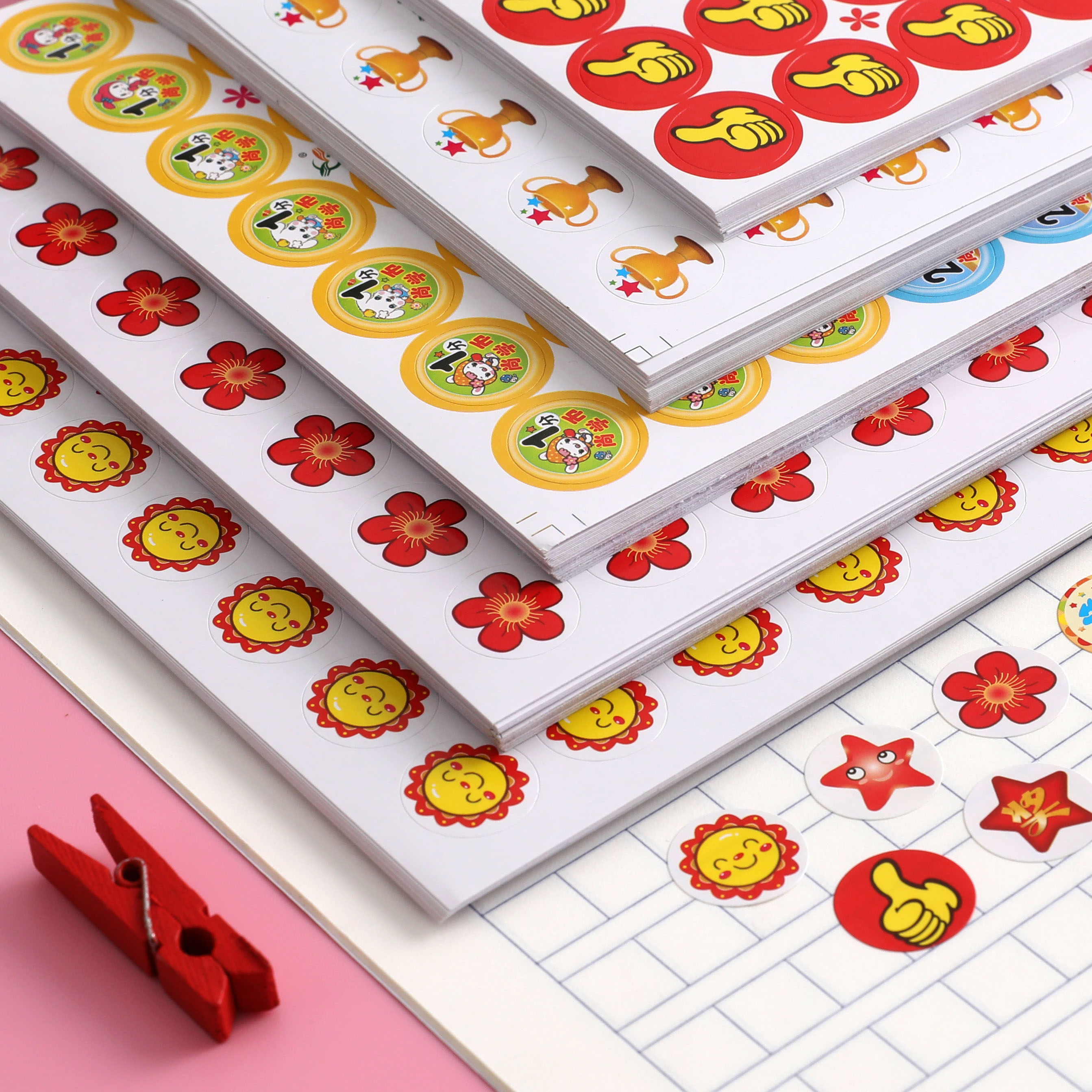 Kindergarten Children Reward Stickers Cute Cartoon Credits 10 sheets of Flowers Red Flag Children Five Star Stickers