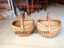 Republic of China old objects Old wooden rice bucket Rice bucket Wooden wooden barrel with handle Nostalgic decoration for film and television props