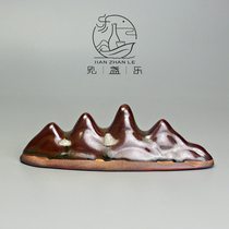 Construction of a brush holder Mountain-shaped pen holder Town paper Heavy Mountain Mount Steep Ridge Ceramic Retro Chai Process pen Hanging Iron Tire ore Glaze Into Glaze
