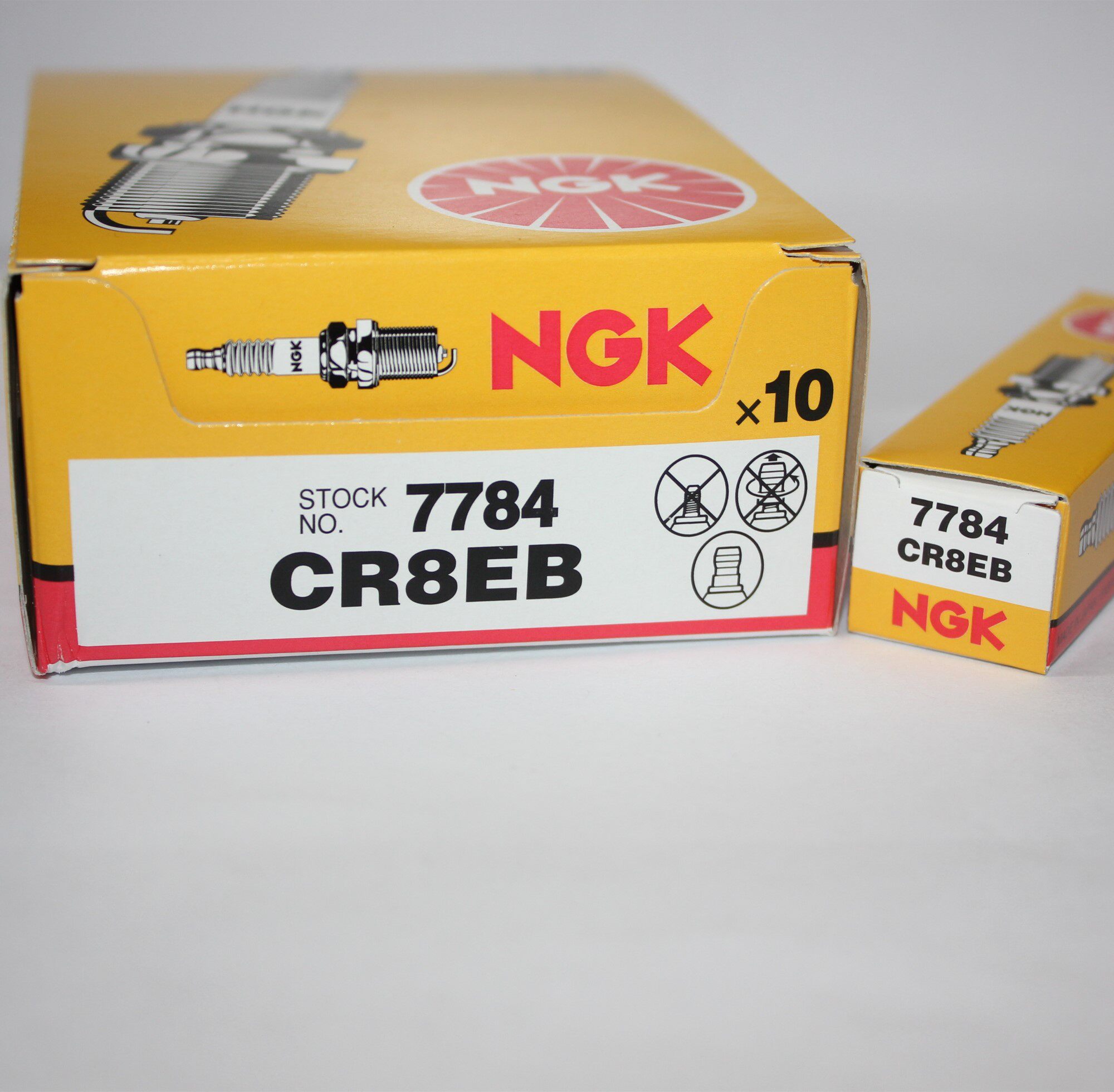 NGK spark plug CR8EB applies RG4HC VESPA S150 LX150 LXV150 FLY125150
