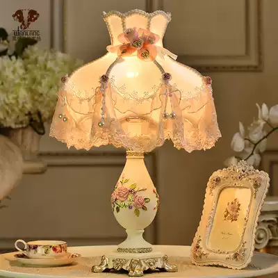 wanlang European table lamp Bedroom bed lamp Personality creative warm warm light dimmable bed lamp Wedding