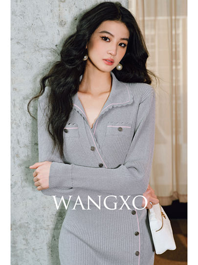 Wangxo｜Custom-Spun 16-Gauge Matte Double-Knit Ice Linen｜Curved Color-Blocked Stripes｜Slim-Fit Knit Dress
