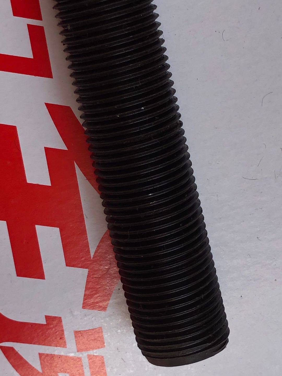 8 grade 8 tooth strip fine tooth screw full thread screw thread full tooth screw mask machine screw 16*1 5M2024