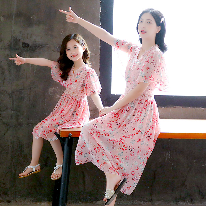 Pro-Sub-dress Chardress 2022 new Mother's dress Magnet Red Girl Snowspun Lace Princess Dress