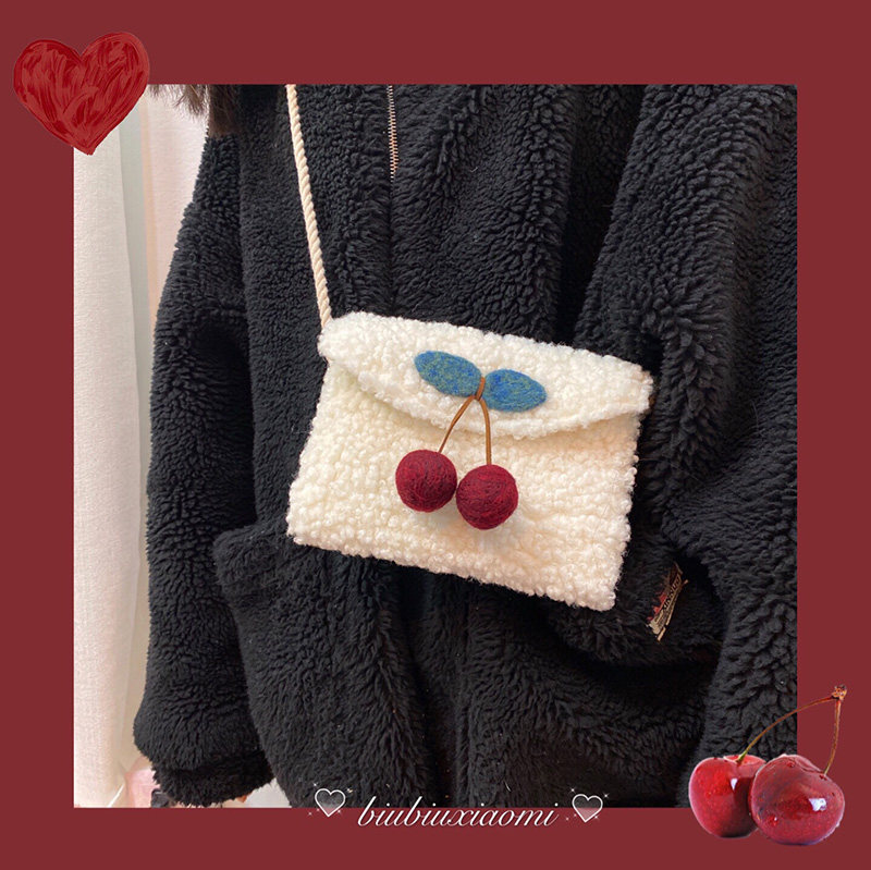 Japanese sweet and cute soft girl girl pink cherry small bag lamb wool messenger bag all-match ins small shoulder bag