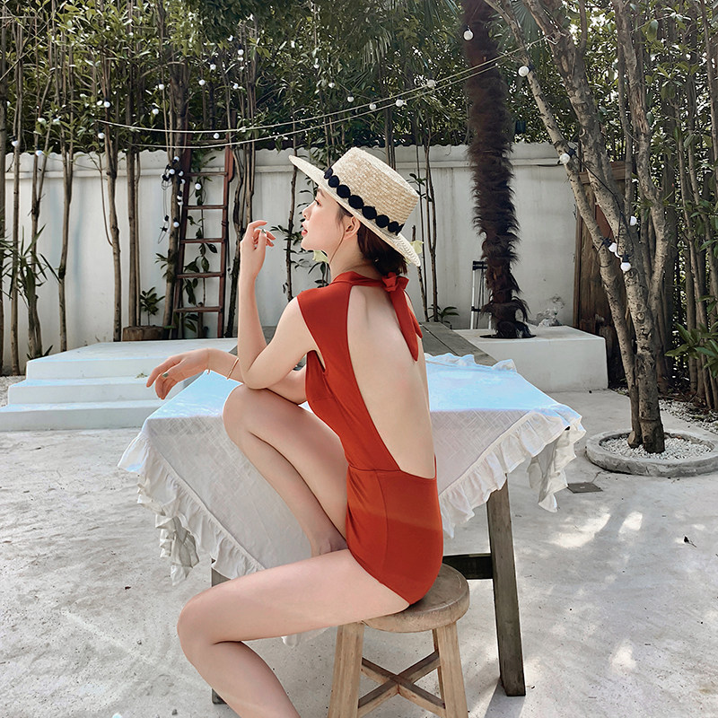 Mu wave swimsuit women 2019 New ins Wind Korean red sexy backless thin belly cover one net red conservative