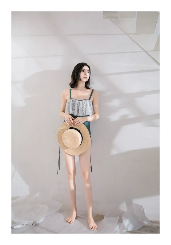 Mulang mới retro màu xanh lá cây nhỏ ngực thép tập hợp mỏng và che bụng tam giác dính ren xù áo tắm phụ nữ