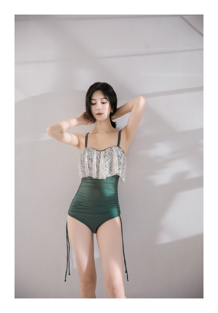 Mulang mới retro màu xanh lá cây nhỏ ngực thép tập hợp mỏng và che bụng tam giác dính ren xù áo tắm phụ nữ áo bơi liền thân cho bé gái