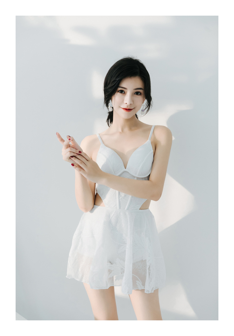 Áo tắm Mulang 2018 mới ngực nhỏ thu thập kiểu váy phẳng góc Xiêm trắng nhỏ thơm nhỏ cổ tích áo tắm nữ đồ bơi liền thân bé gái