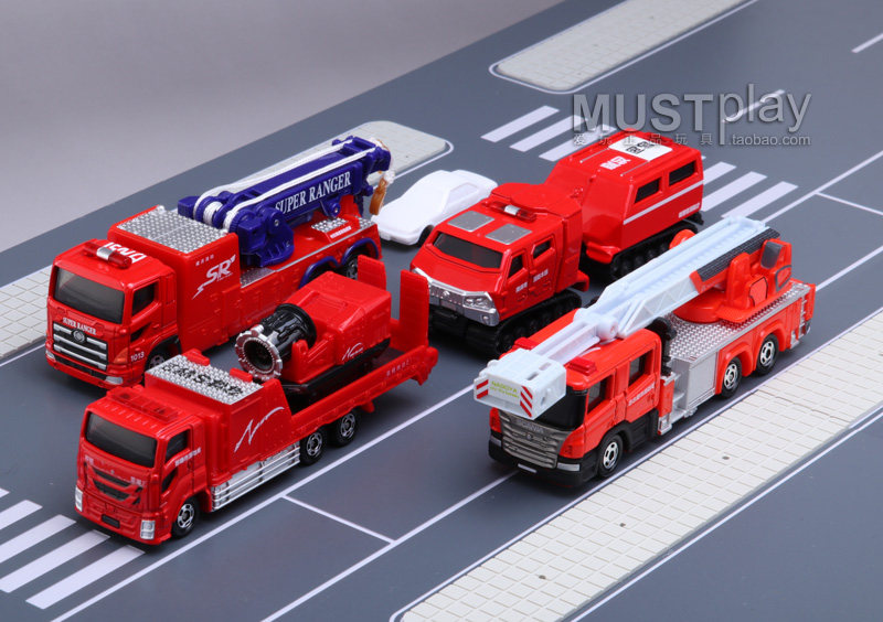 Модель машины None TAKARA TOMY TOMICA