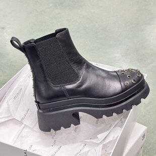 Деми улирлын өндөр намхан гуталтай платформ англи загвар, Челси, Британи загвар