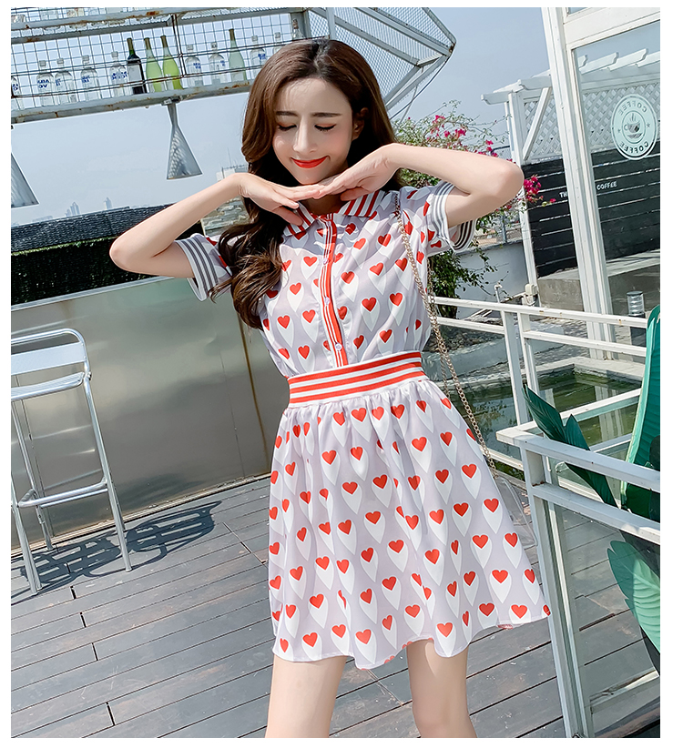 VK旗艦店 韓系愛心印花條紋洋氣時尚顯瘦套裝短袖裙裝