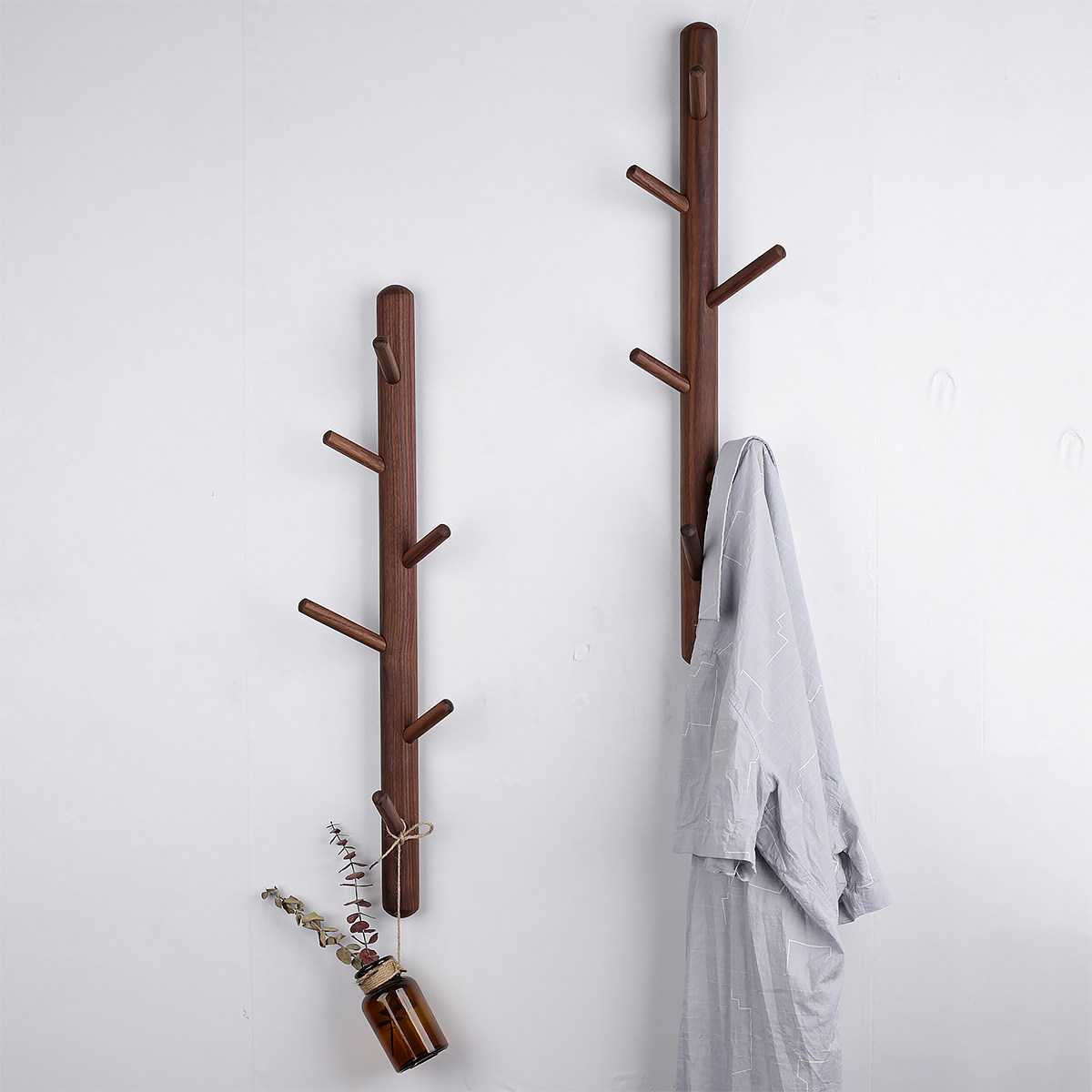 Nordic creative solid wood door hangers hanging clothes hanger wall-mounted Xuanguan bedroom living room free of punching clothes hat rack door shelve