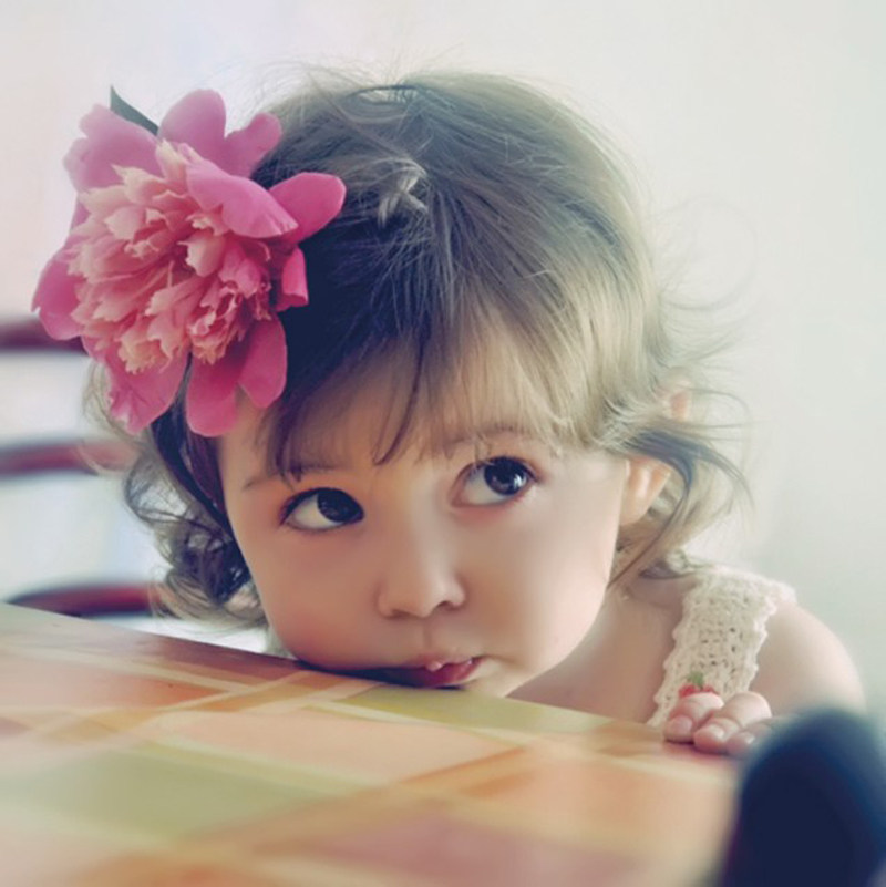 Cute and beautiful female baby Princess Tire Early Teaching Poster to Tuding to Do Room Bedroom Wall Sticker Bb Painting