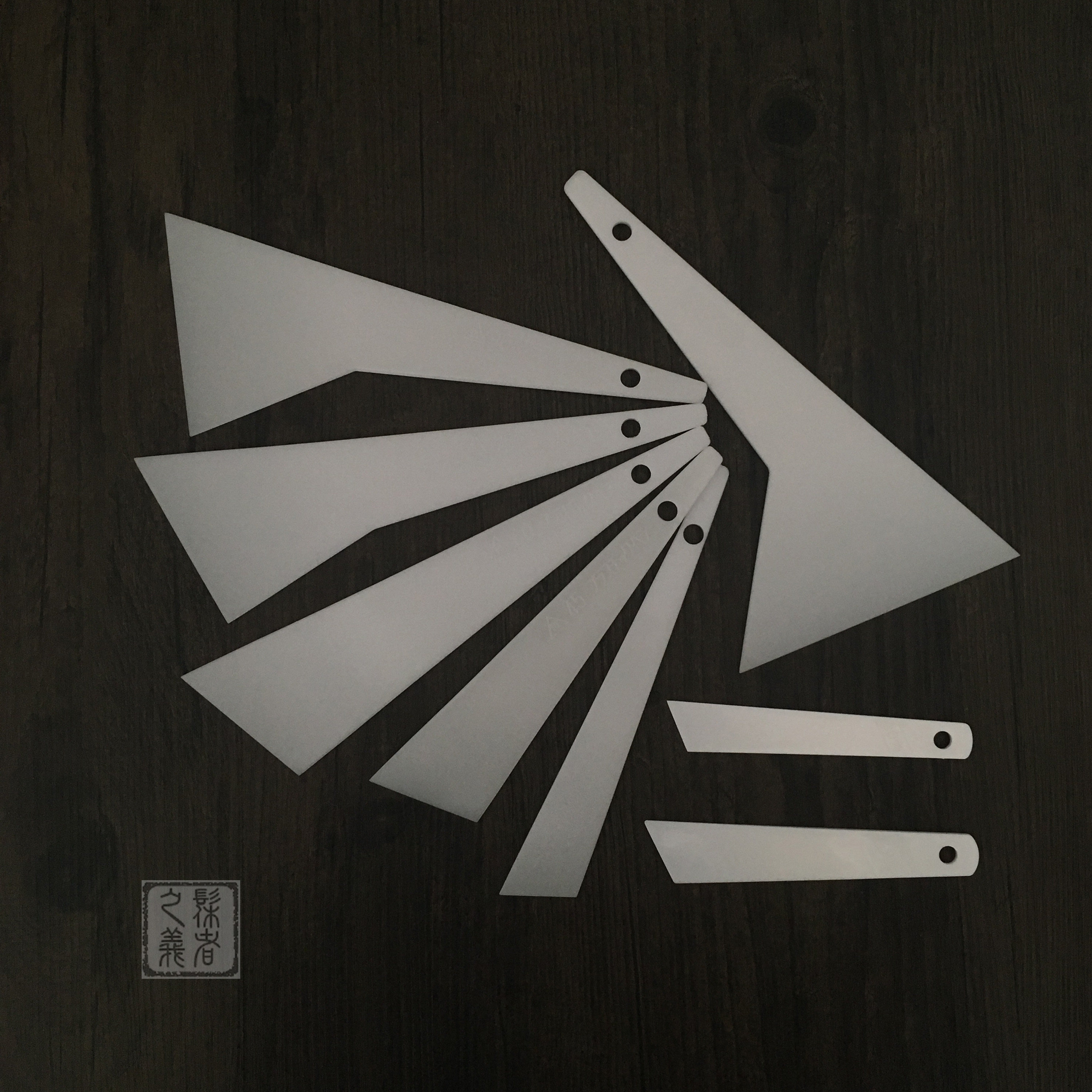 Japanese plastic shovel scraper spatula large lacquer paint adjustment gray toughness good lacquer art lacquer painting tool