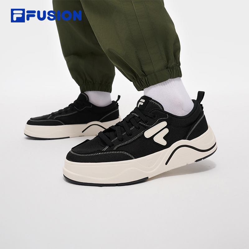 張昊同型FILA FUSIONフィラメンズシューズ2025夏厚底キャンバスシューズスポーツシューズ軽量ボードシューズ