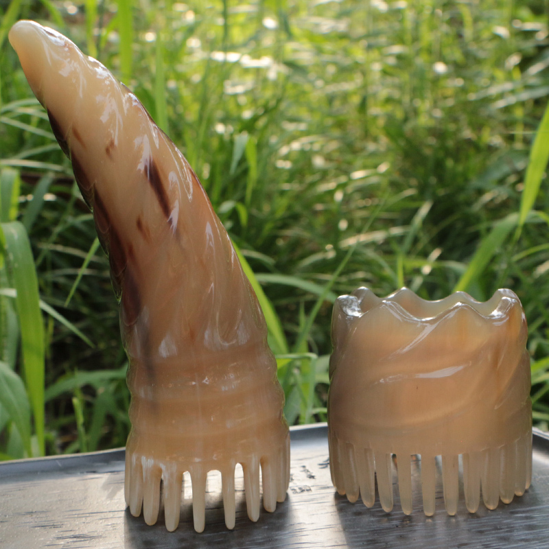 Hand-crafted angle comb head massage comb two pieces of large teeth rugged hair wash and wash hair clean scalp