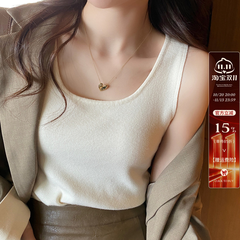 Apricot White Knitted Camisole for Women, Suitable for Wearing under a Suit, 2026 Autumn New Style, High-End Feel, Sleeveless Top for Layering or Wearing Alone Apricot White Knitted Camisole for Women, Suitable for Wearing under a Suit, 2026 Autumn New Style, High-End Feel, Sleeveless Top for Layering or Wearing Alone