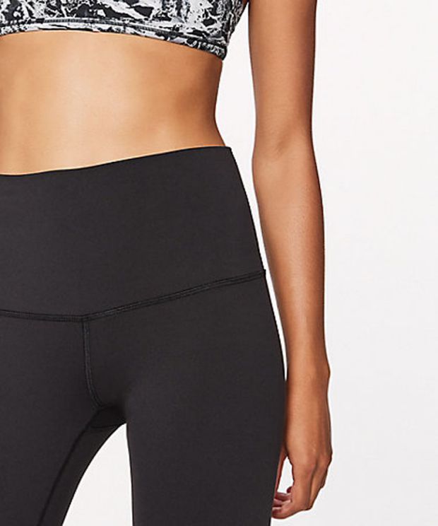 LULUTINTIN Wunder Under Crop II với quần tây và bảy hoặc tám quần - Quần thể thao quần short adidas