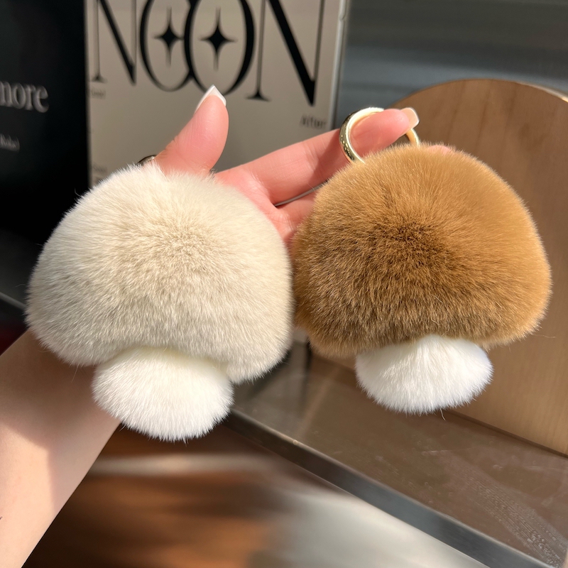 [Cute Little Mushroom] Real Rex Rabbit Fur Car Keychain Pendant ins Internet Celebrity Plush Ball Backpack Decoration