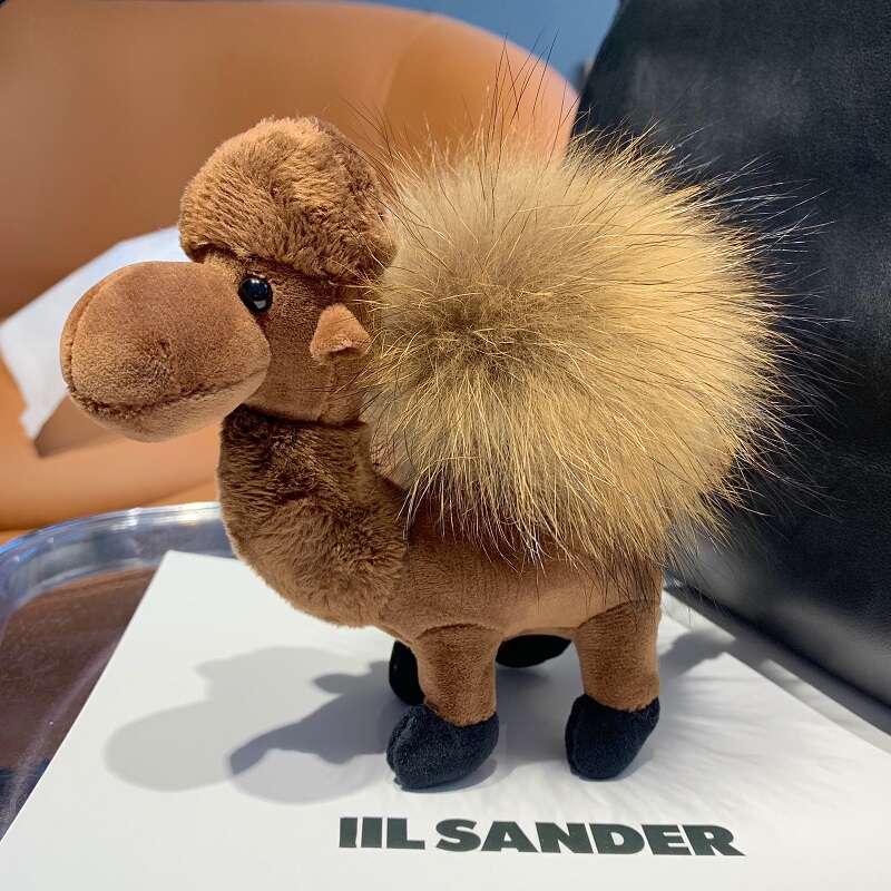 Personalized and Creative Real Raccoon Fur Ball Little Camel Bag Pendant Cute Plush Toy Car Keychain Ornament