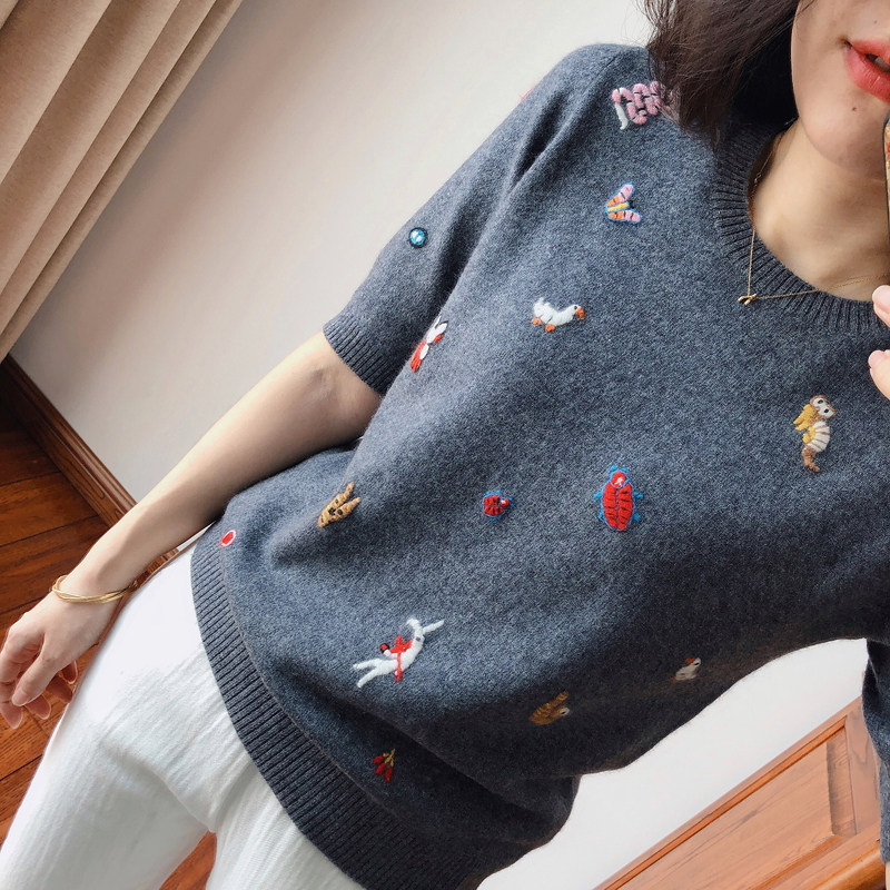 Suede Custom Autumn Winter New Delicate Hand Solid Small Animal Embroidered Woman cashmere sweater with long sleeve girl sweaters-Taobao