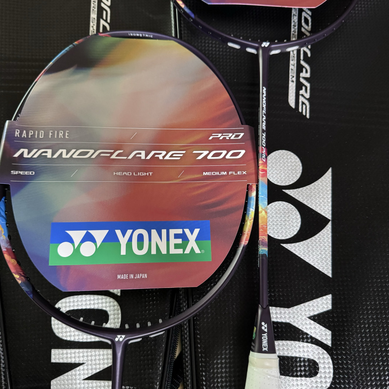 Authentic Japanese Yonex Nf700Pro 2Nf-700P Speed Light 700Pro Gift Box Lightweight Offensive Racket